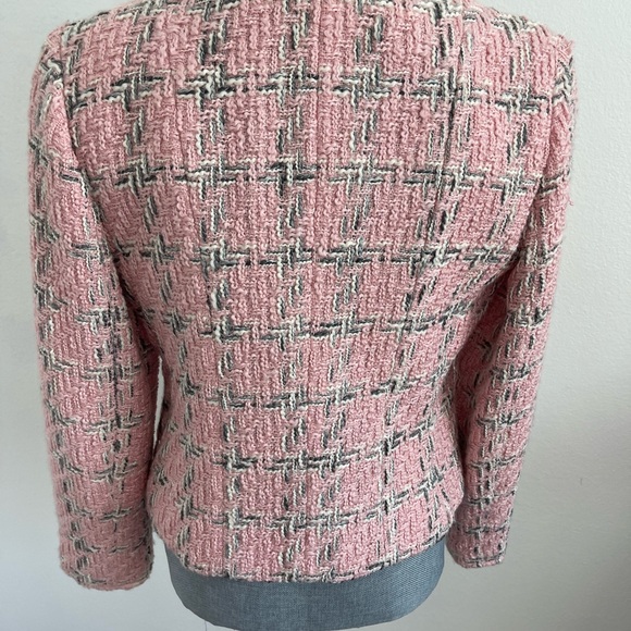 Harve Benard Collection Jacket - Picture 2 of 16